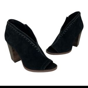 Zodiac Mia Black Suede Leather Peep Toe Block Heel Stitched Booties 10M